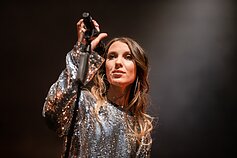 Justė Starinskaitė; „Saulės Kliošas“