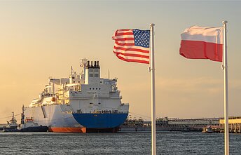 American LNG tanker during the supply of liquefied gas to the LNG terminal in Świnoujście in Poland