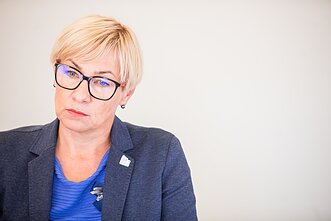 Švietimo, mokslo ir sporto ministrė J. Šiugždinienė