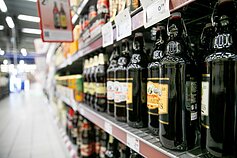 Gėrimai stiklinėje taroje