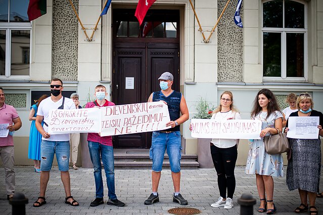 Žinios. Vyriausybė svarstys migrantų apgyvendinimo Dieveniškėse klausimą