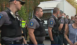 Rūdninkų poligone ruošiantis apgyvendinti migrantus – gyventojų protestas