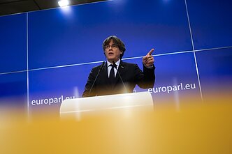 Carlesas Puigdemontas Carlesas Puigdemontas