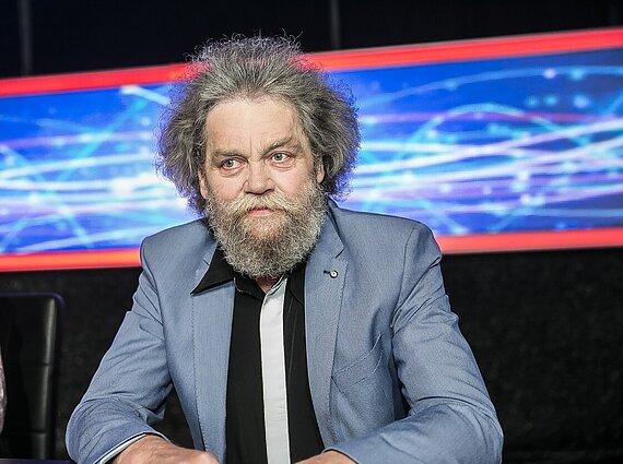 Bardai sveikina Kulikauską 70-mečio proga: nuo pat jaunystės negalėdavai atplėšt akių nuo jo