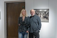 Romualdas Požerskis ir Mūza parodoje „Kauno menininkai ir mūzos“
