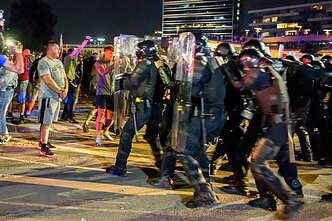 Riaušėse prie Seimo – Arnoldas Misiūnas