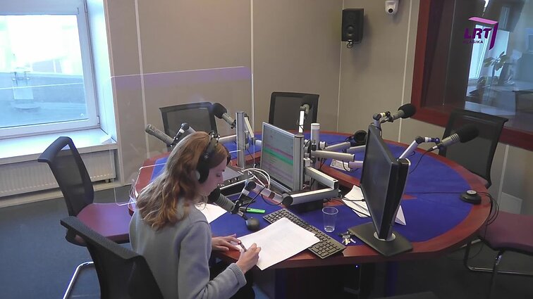 Į nostalgiją menininkai kviečia pažvelgti parodoje „LOVE IS...“