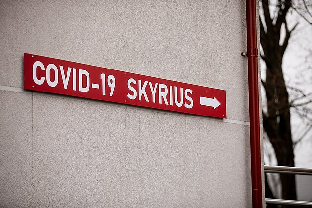 Dėl COVID-19 protrūkio užvertos Kaišiadorių ligoninės durys: uždrausta lankyti ligonius