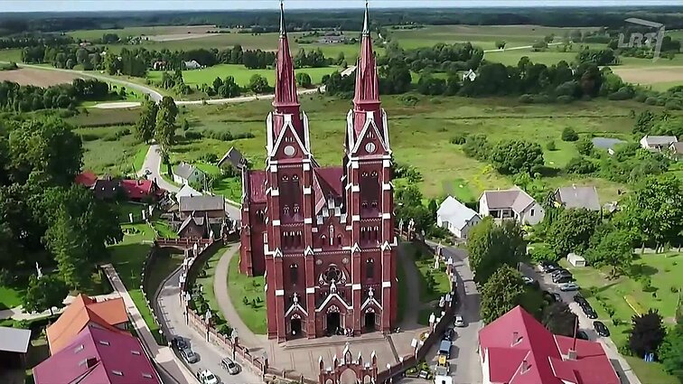 Šv. Mišios iš Švėkšnos Šv. Apaštalo Jokūbo bažnyčios.