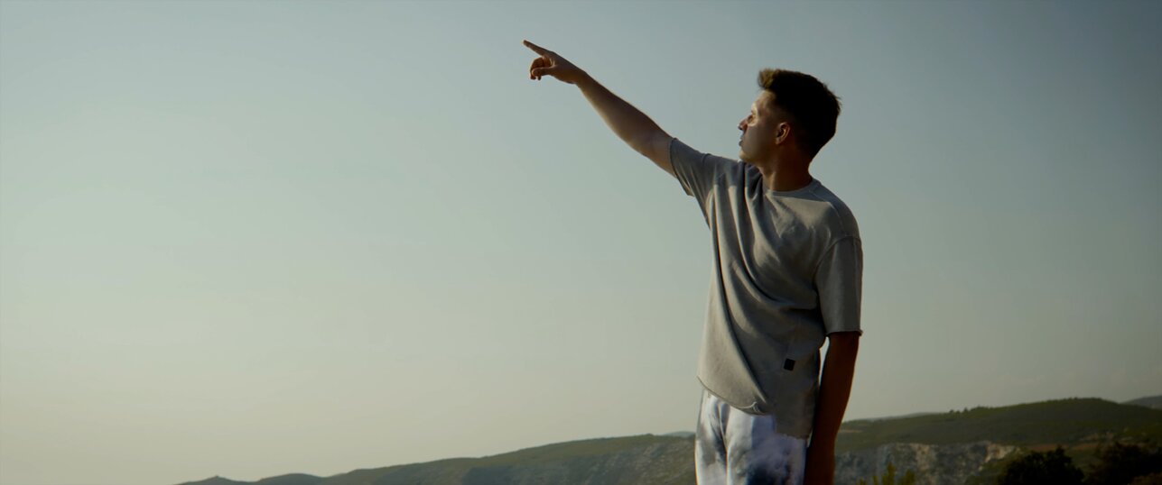 Kadras iš Aleknos vaizdo klipo