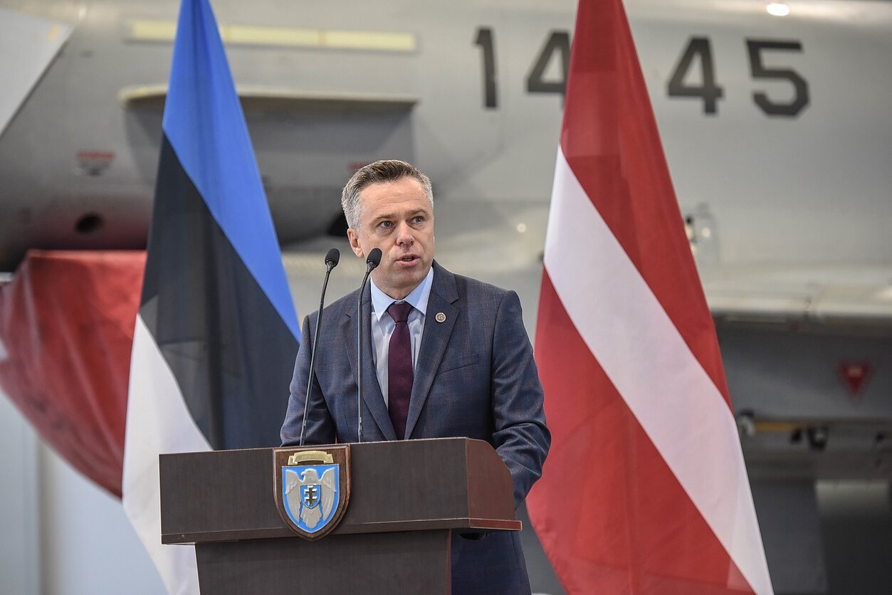 Flagi Estonii i Łotwy Flagi Estonii i Łotwy