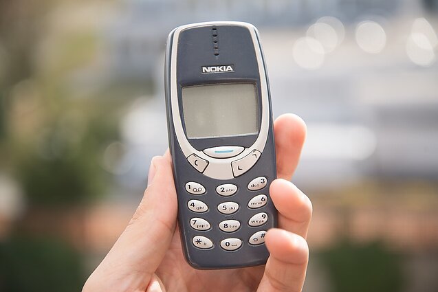 Legendinis telefonas sulaukė 21-erių: „Nokia“ 3310 kūrėjas atskleidė kūrimo aplinkybes ir slypinčią staigmeną