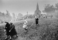 Romualdas Požerskis, „Atlaidai“. Žemaičių Kalvarija, 1984, MO muziejaus kolekcija Romualdas Požerskis, „Atlaidai“. Žemaičių Kalvarija, 1984, MO muziejaus kolekcija