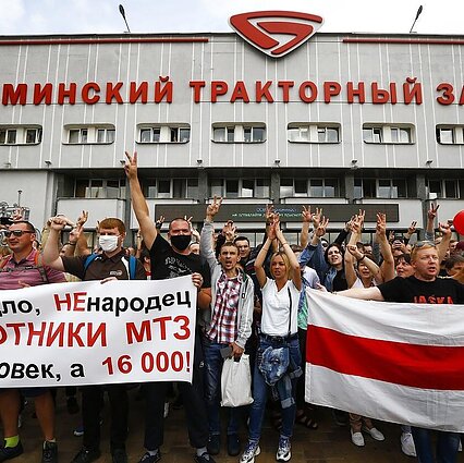 Laida rusų kalba. Portalo „Chartija-97“ vyriausioji redaktorė Natalja Radina apie galimą protestų bangą Baltarusijos įmonėse