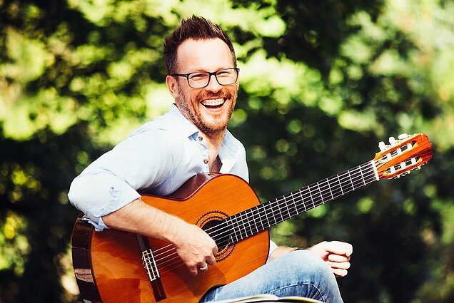 Pusryčiai pas kaimyną. Į Lietuvą persikėlęs gitaristas Chrisas Ruebensas: turiu privilegiją – jaučiuosi kaip namie ne tik Belgijoje, bet ir čia