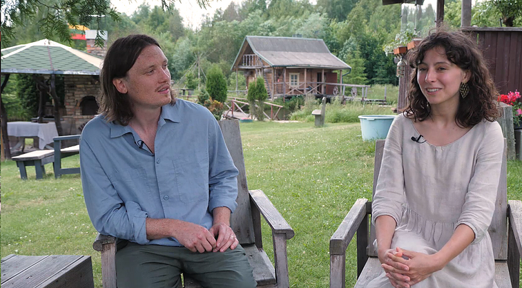 Įvairių pasaulio ugdymo įstaigų patirtis surinkusi pora: daug laisvės, bet tuo pačiu vaikams diegiamas ir atsakomybės jausmas