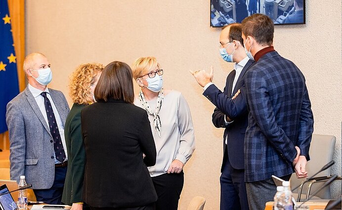 Viešųjų ryšių ekspertas apie valdančiųjų komunikaciją: trūksta nuoseklumo, jei pasirinkai kryptį – nesimėtyk