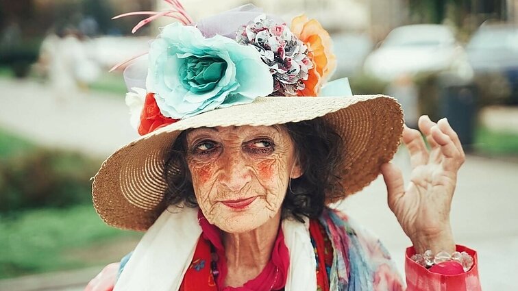 Archyviniame interviu – Vilnių ryškiomis spalvomis puošusios a. a. Rožytės mintys: laimė slypi sveikatoje ir gerume