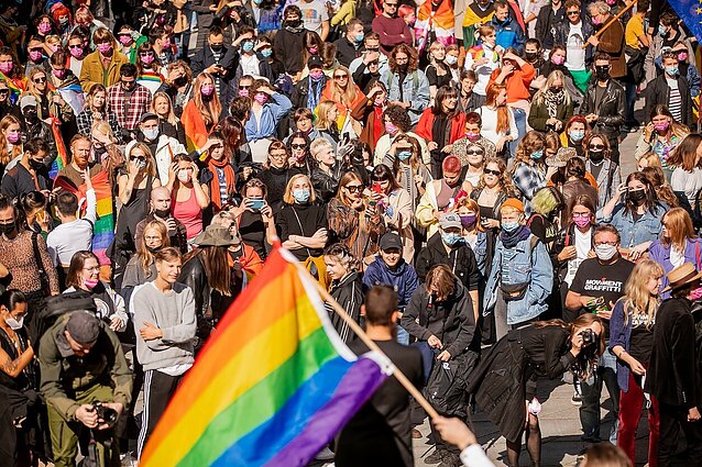 Svarbi valanda. „Kaunas Pride“ eitynės pasitiktos agresyviai: kodėl visuomenė nepripažįsta LGBTQ+ teisių?