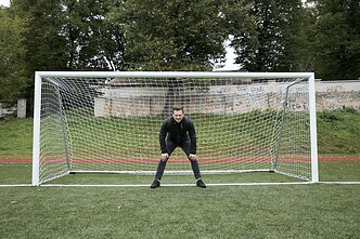 Antakalnio progimnazijos atnaujintas stadionas Antakalnio progimnazijos atnaujintas stadionas
