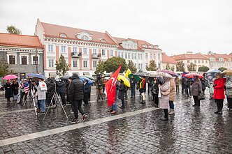 Astros Astrauskaitės rengtas mitingas Rotušės aikštėje Astros Astrauskaitės rengtas mitingas Rotušės aikštėje