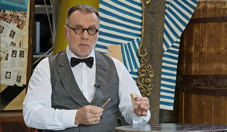 Daiktų istorijos. Neįtikėtino sudėtingumo Balio Grajausko likimas, spiritizmo ištakos ir sovietmečiu pastatytų miestų istorijos