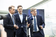 „Litgrid“ prie Lietuvos elektros perdavimo tinklo prijungė pirmąją bateriją