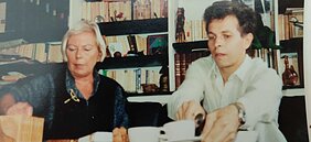 Ugnė Karvelis, Henrikas Gulbinas