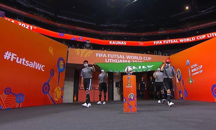 FIFA pasaulio salės futbolo čempionato aštuntfinalis. Brazilija – Japonija