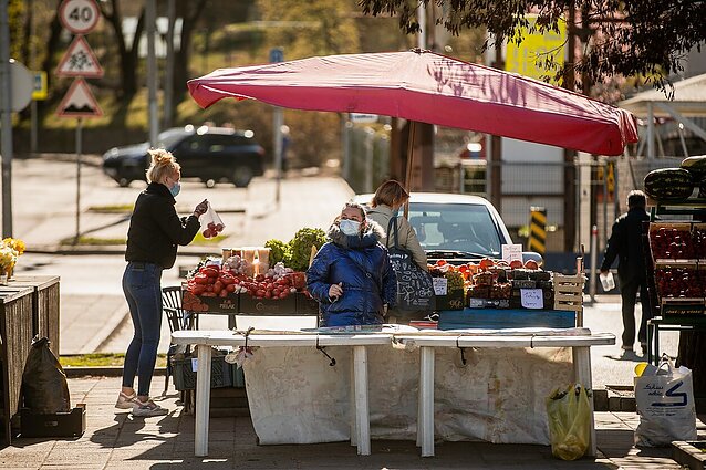 Lietuvos bankas pristatė šalies ekonomikos prognozę: BVP šiemet augs 4,9 proc. o kitąmet – 3,5 proc.