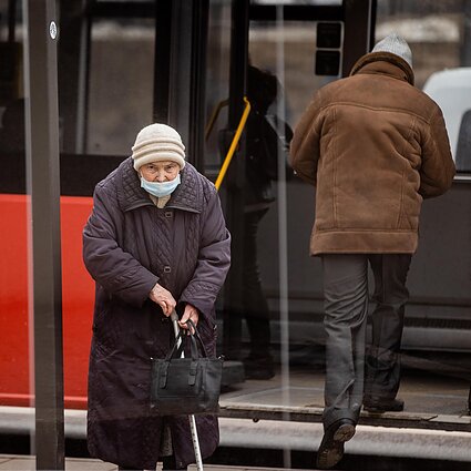 60 minučių. Vyriausybė pritarė idėjai 100 eurų skirti už skiepą senjorams