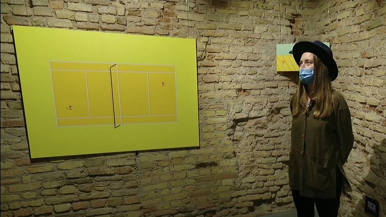 Evelinos Paukštytės darbų parodoje – ryškios spalvos: kūnas šaukiasi šviesos