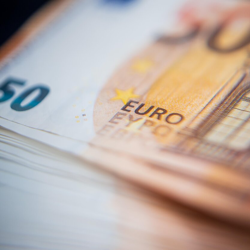 E. Blažio / LRT nuotr., Pinigai