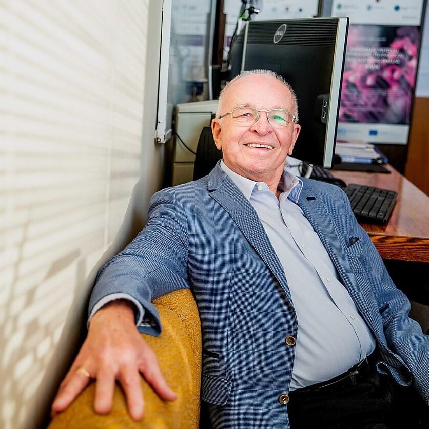 E. Blažio / LRT nuotr., Švelnūs tardymai. Prof. habil. dr. Laimutis Telksnys.