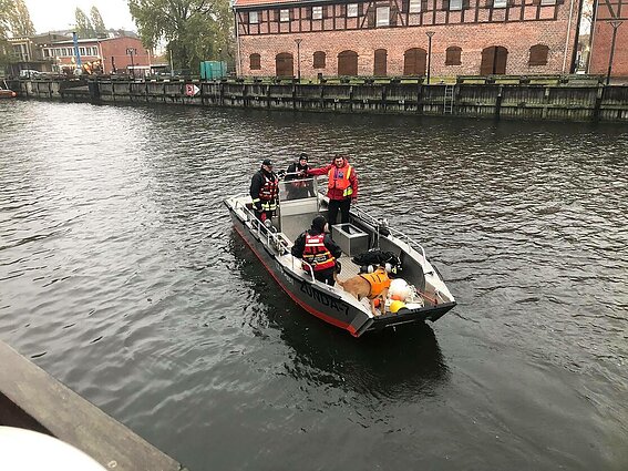 Dingusio klaipėdiečio ieškoma Danės upėje: pranešta apie neva pastebėtą galimai žmogaus siluetą vandenyje