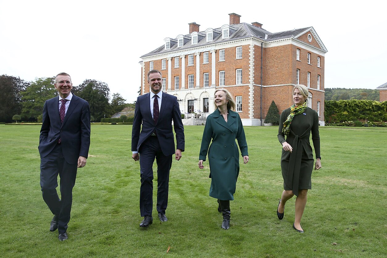 Left to right: Latvian Foreing Minister Edgars Rinkēvičs, Lithuanian Foreign Minister Gabrielius Landsbergis, UK Foreign Secretary Lizz Truss, Estonian Foreign Minister Eva-Maria Liimets during a meeting in the UK Left to right: Latvian Foreing Minister Edgars Rinkēvičs, Lithuanian Foreign Minister Gabrielius Landsbergis, UK Foreign Secretary Lizz Truss, Estonian Foreign Minister Eva-Maria Liimets during a meeting in the UK