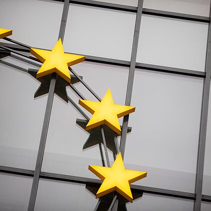 10–12. Kaip politikų, valstybių ir kitų veikėjų veiksmus lemia pyktis, baimė, nerimas ar viltis?