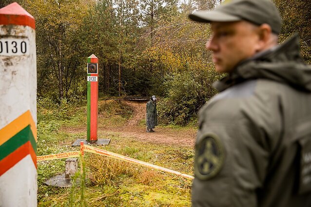 VSAT skelbia vaizdinę medžiagą: praėjusią naktį į Lietuvą nebuvo įleista neteisėtų migrantų grupė