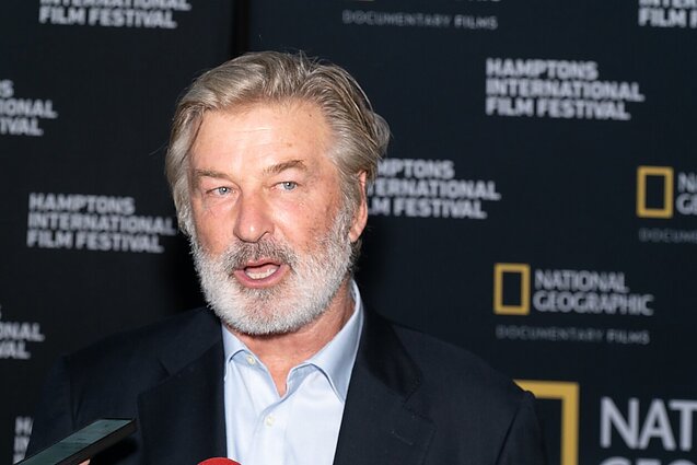 Smoriginas apie mirtiną Baldwino šūvį kino aikštelėje: kiekvienas filmavimas yra pavojingas