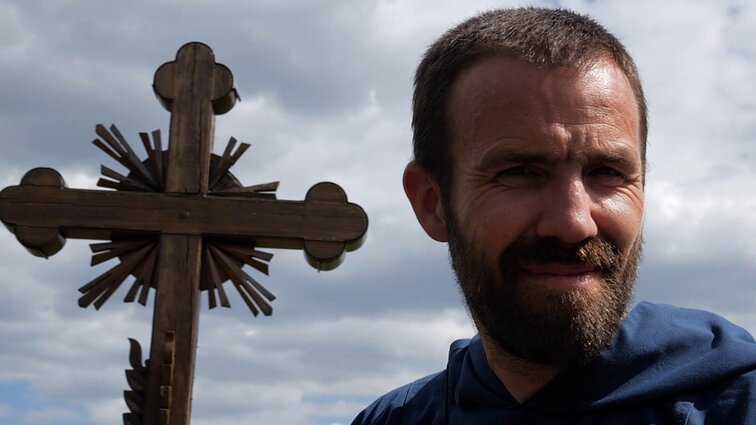 Kunigas Gillesas Charue: 80 proc. skyrybų galima išvengti sunkiu darbu, iš kurio atsiranda jausmas