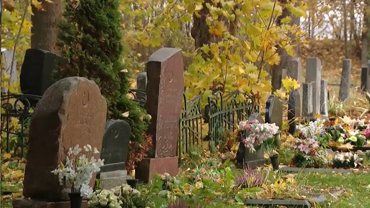 2021-ieji – Lietuvos totorių metai: Vėlinių išvakarėse – totoriškos laidojimo ir mirusiųjų pagerbimo tradicijos