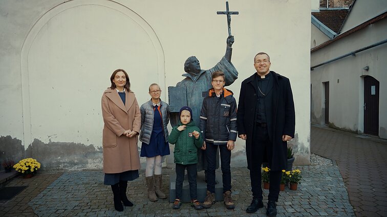 Kelias. Reformacijos diena su Sabučių šeima: šventės reikšmė, tradicijos ir giesmės