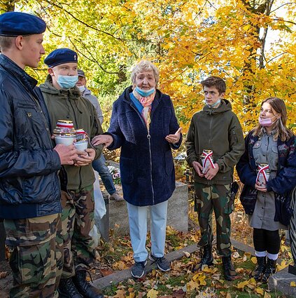 Santara. Audycja w języku polskim. K. Adamowicz: "Musimy odnaleźć i utrzymać groby wielkich nauczycieli"