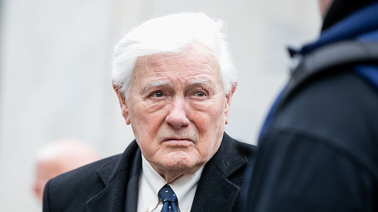 Labas rytas, Lietuva II d. Adamkui – 95-eri: džiaugiuosi, kad turiu progą pajusti gyvenimą, kuris šiuo metu vyksta Lietuvoje