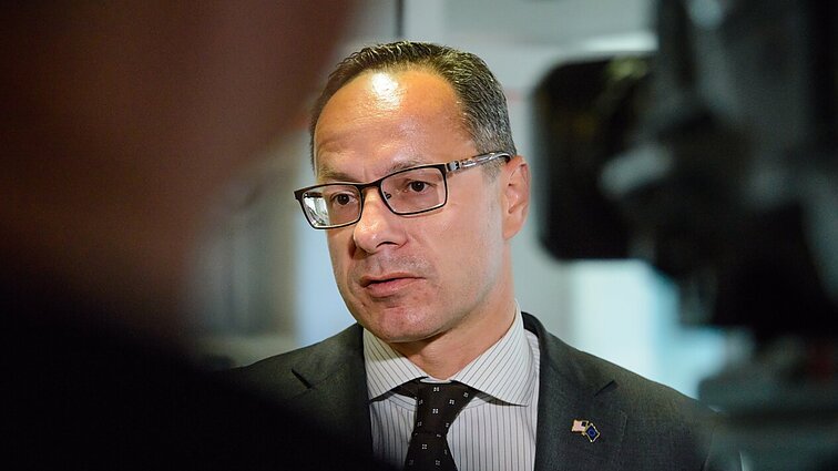 Žinios. Pavilionis kreipimosi į VSD tvarkos su Landsbergiu nederino, ministras skundui pagrindo nemato
