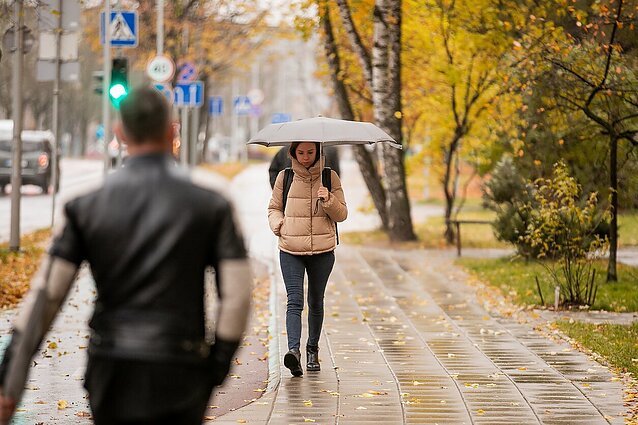 Meteorologė: lietus šalyje apsistos ilgesniam laikui, savaitgalį sulauksime nemaloniai stiprių vėjų
