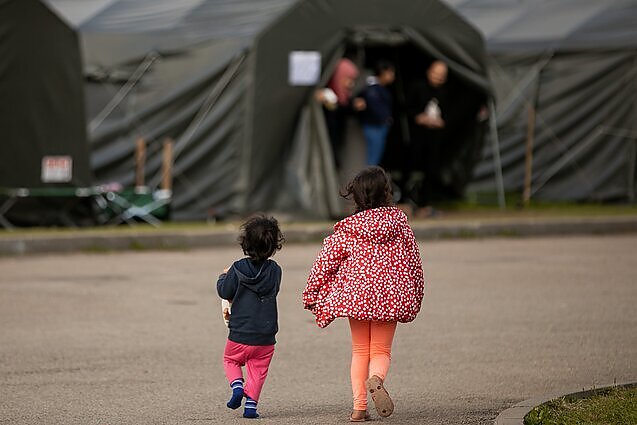 Vaiko teisių apsaugos kontrolierė apie beglobius migrantus: teigiančių, kad yra nepilnamečiai – gerokai daugiau