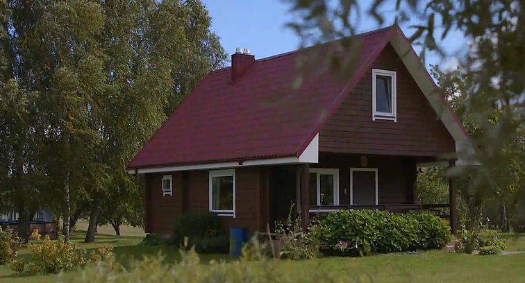 Miestiečiai sodybą įrengė su keturiomis verandomis – kiekviena skirta skirtingai veiklai