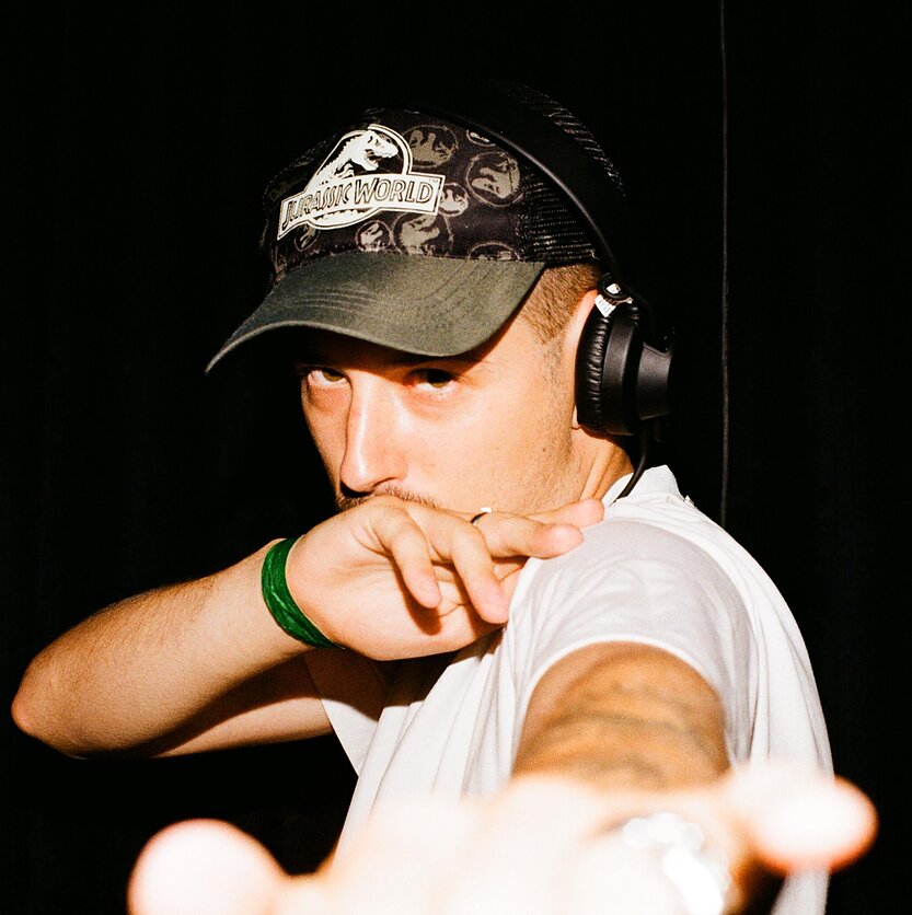 Asm. archyvas, Švelnūs tardymai. Didžėjus Deividas Jaroška