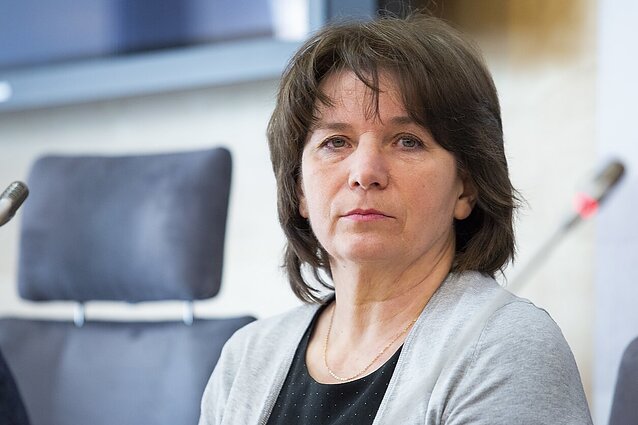 Kova su Covid-19: mokslininkė atsako į žiūrovų klausimus apie antikūnų tyrimus ir revakcinaciją